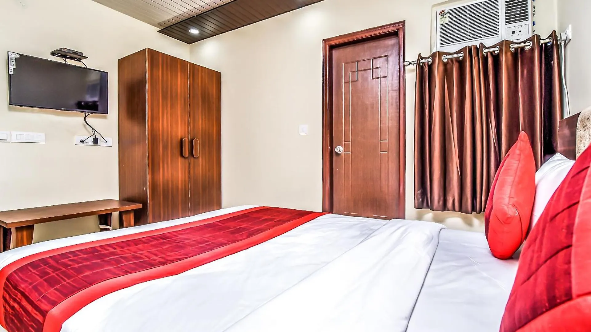 Hotel O Twilight New Delhi