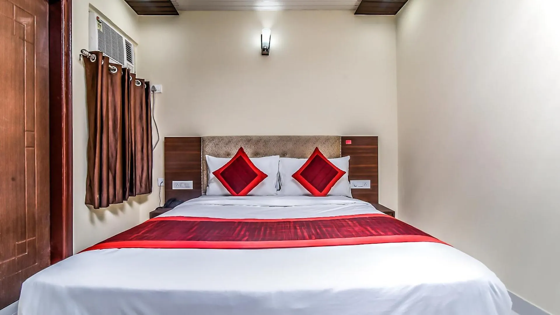 Hotel O Twilight New Delhi 2*,